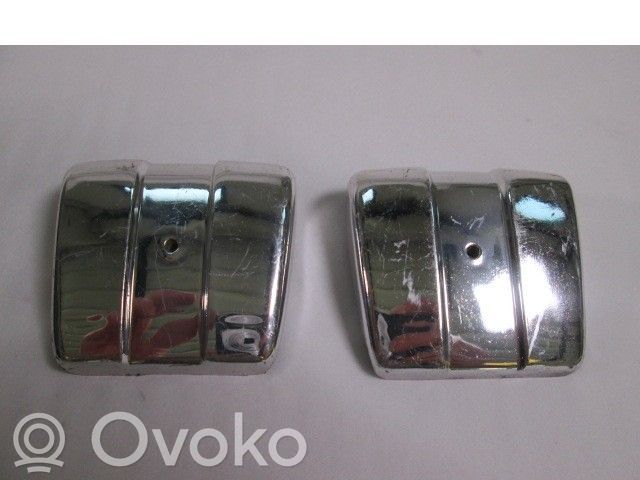 Mercedes-Benz C W202 Trunk door license plate light bar 