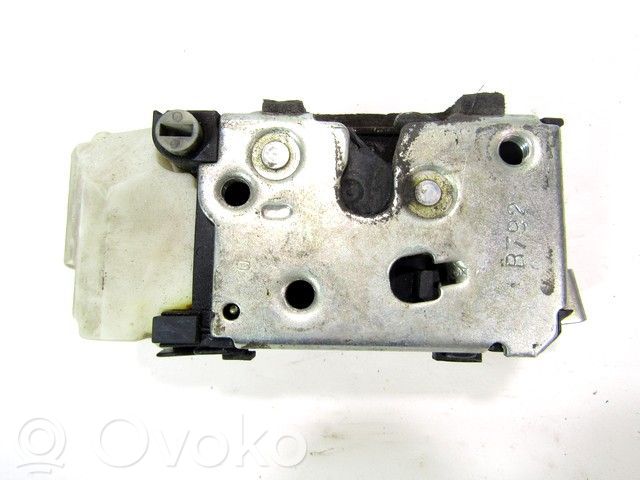 Renault Megane II Zamek drzwi przednich