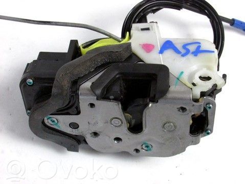 Chevrolet Cruze Zamek drzwi przednich 