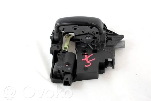 Peugeot 1007 Maniglia interna per portiera anteriore