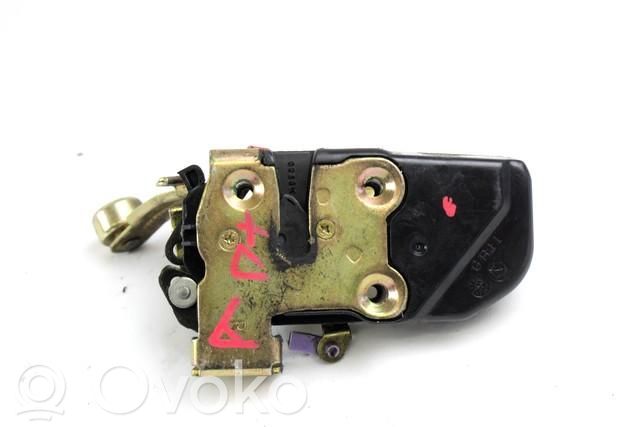 Jeep Cherokee KJ Zamek drzwi tylnych 
