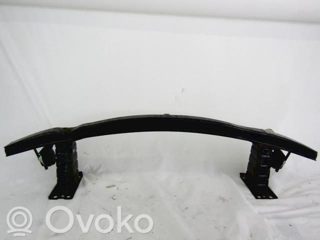 Priekšpusē bampera sija / balka   51117146645