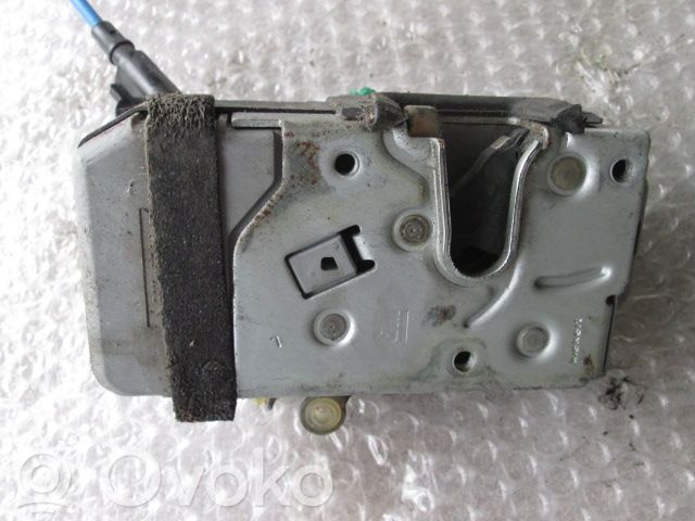 Serrure de porte avant   4855151
