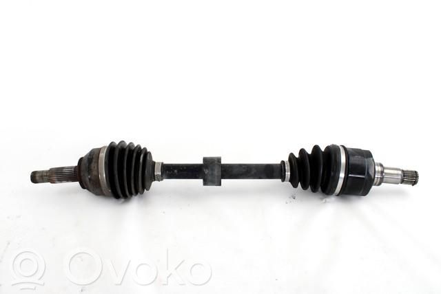 Półoś przednia   FD8225600B
