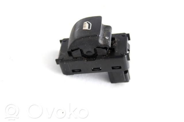 Citroen Berlingo Electric window control switch 