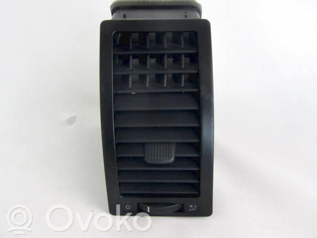 Volkswagen Polo IV 9N3 Copertura griglia di ventilazione laterale cruscotto
