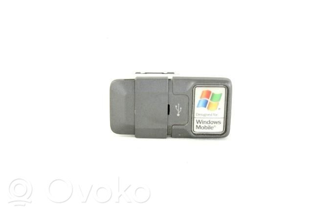 Enchufe conector USB   735496624