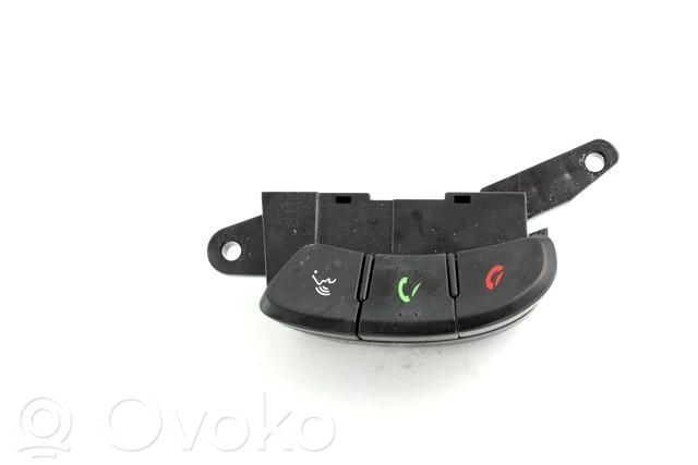 KIA Soul Boutons / interrupteurs volant