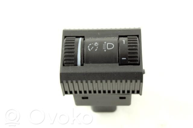 Comutator control nivel faruri   6R0941333