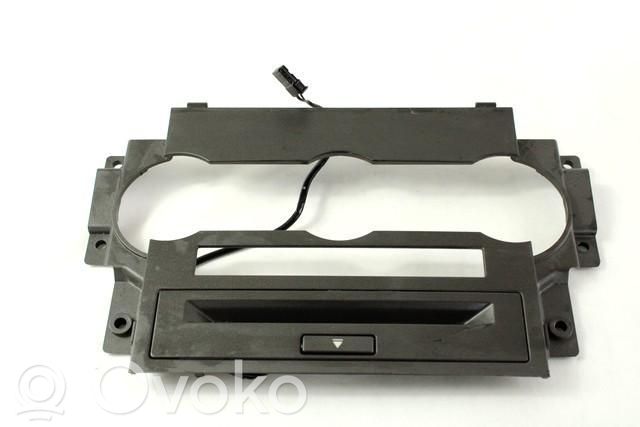 Land Rover Range Rover Sport L320 Element deski rozdzielczej 