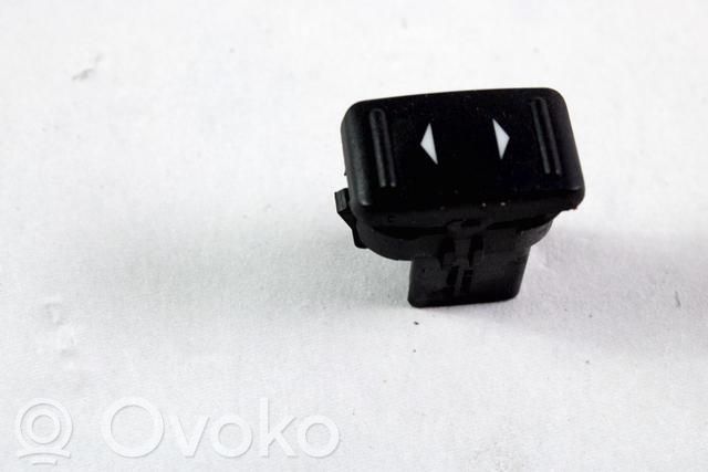Electric window control switch   7M5T14529AA