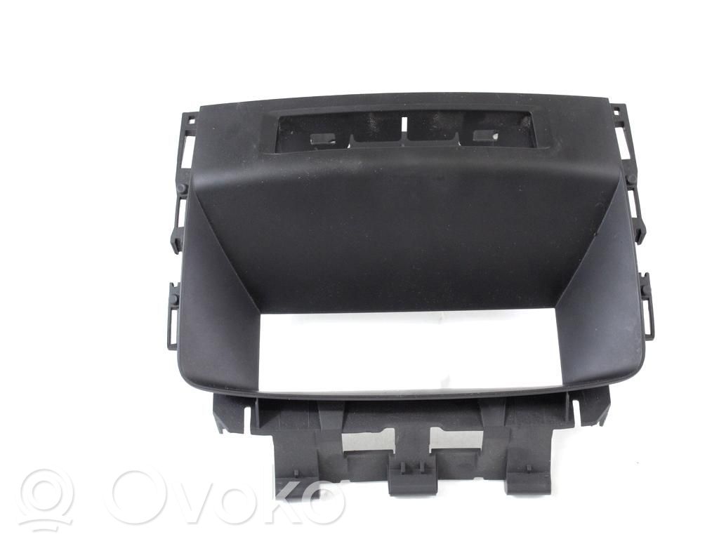 Opel Astra J Cornice cruscotto