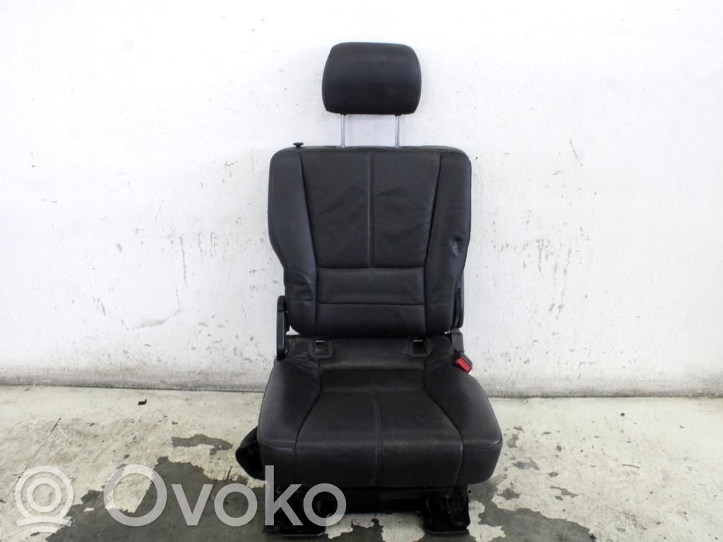 Mercedes-Benz ML W163 Al treilea rând de scaune 