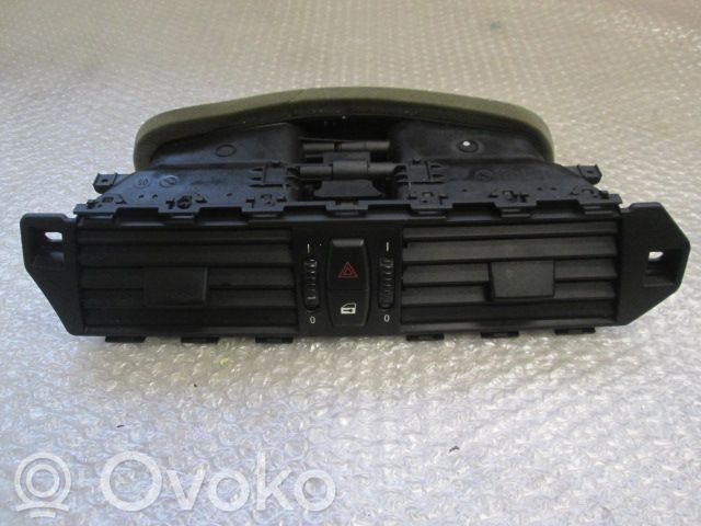 BMW 5 E60 E61 Grilă ventilație centrală 