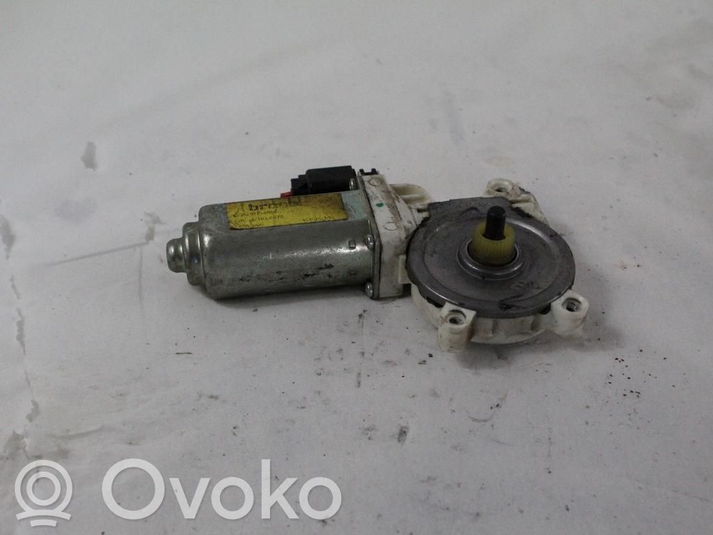 Land Rover Freelander Rear door window regulator motor 