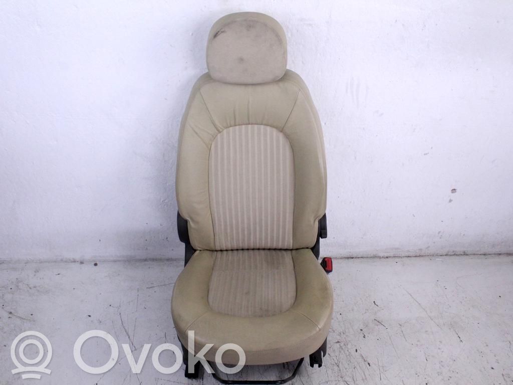 Lancia Musa Etumatkustajan istuin