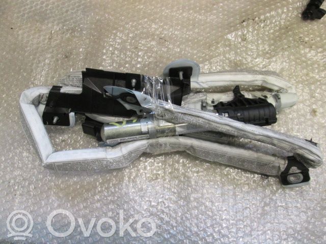 Kurtyna airbag   72126966860