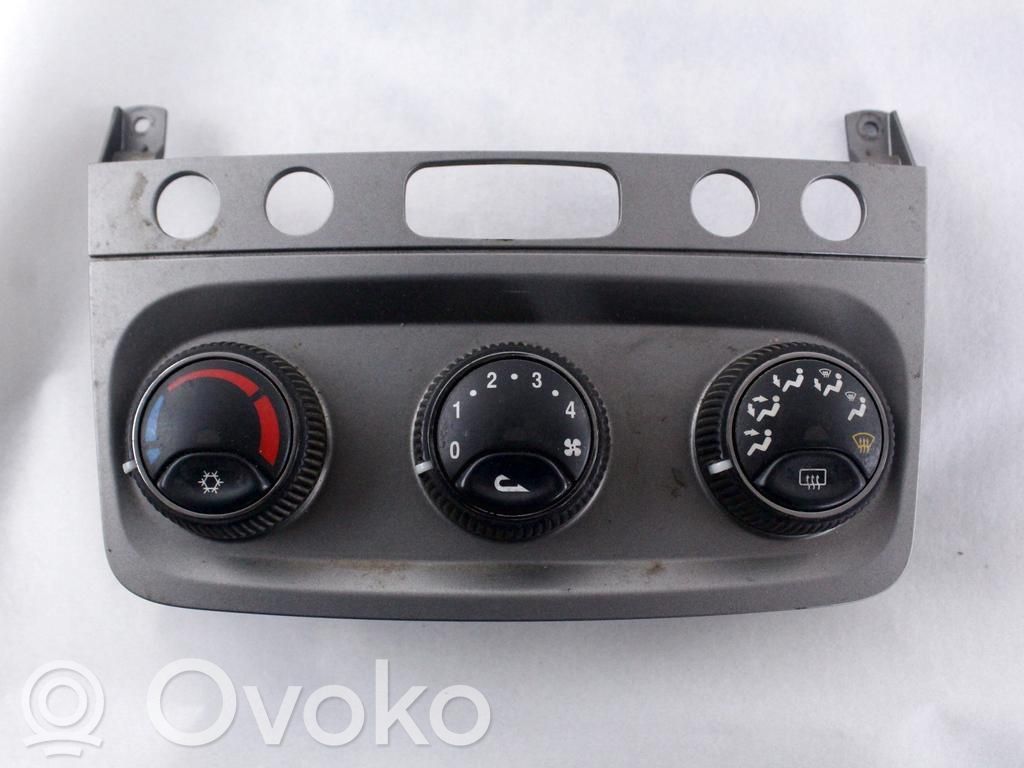 Alfa Romeo 147 Panel klimatyzacji 