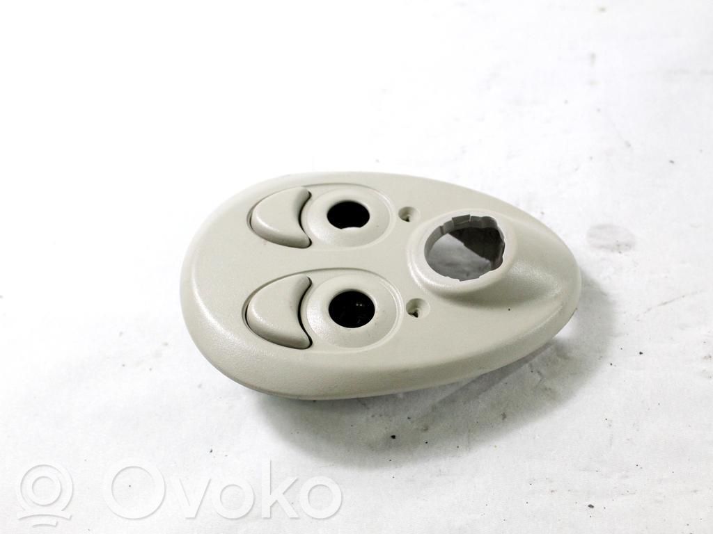 Mini One - Cooper R50 - 53 Front seat light 