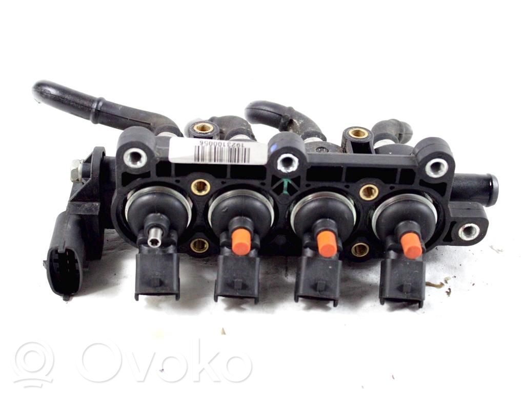Inyector de combustible   55246411
