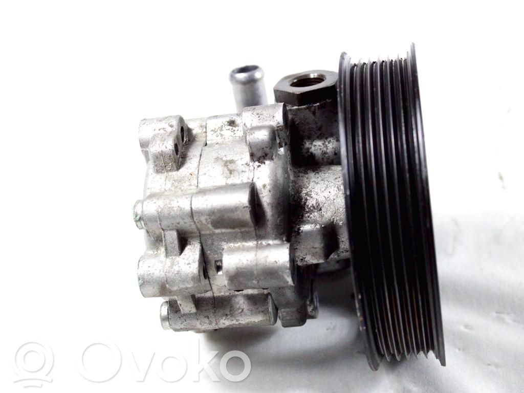 Ohjaustehostimen pumppu   50500424