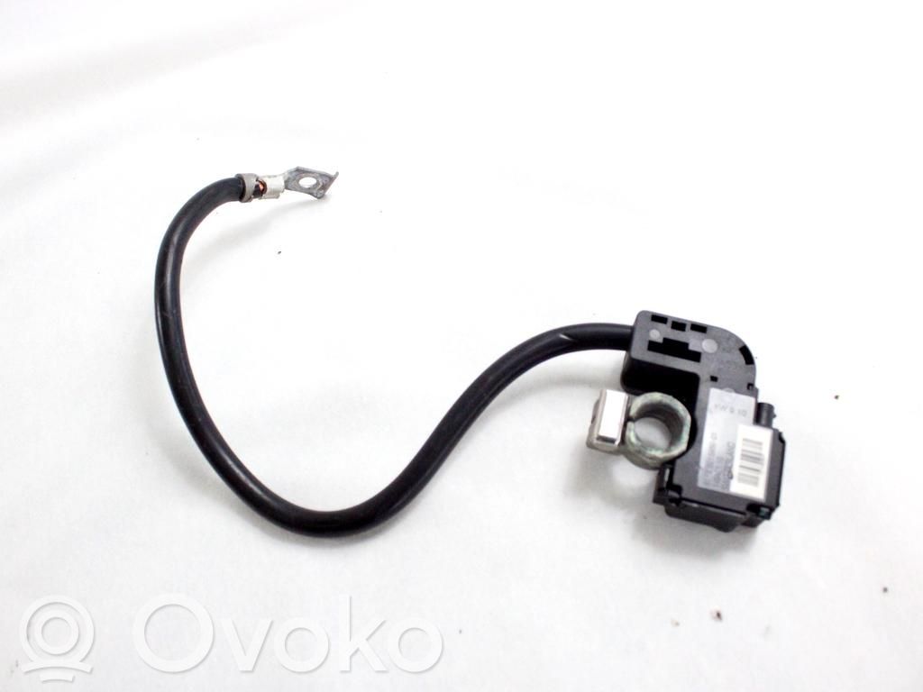 BMW 5 E60 E61 Moottorin asennusjohtosarja 