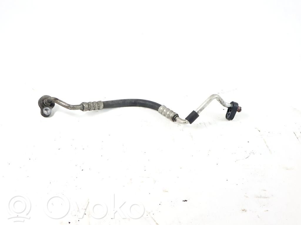 Ilmastointilaitteen putki (A/C)   1682026
