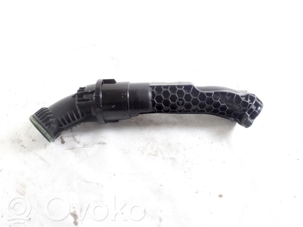Furtun/conductă intercooler   31441871