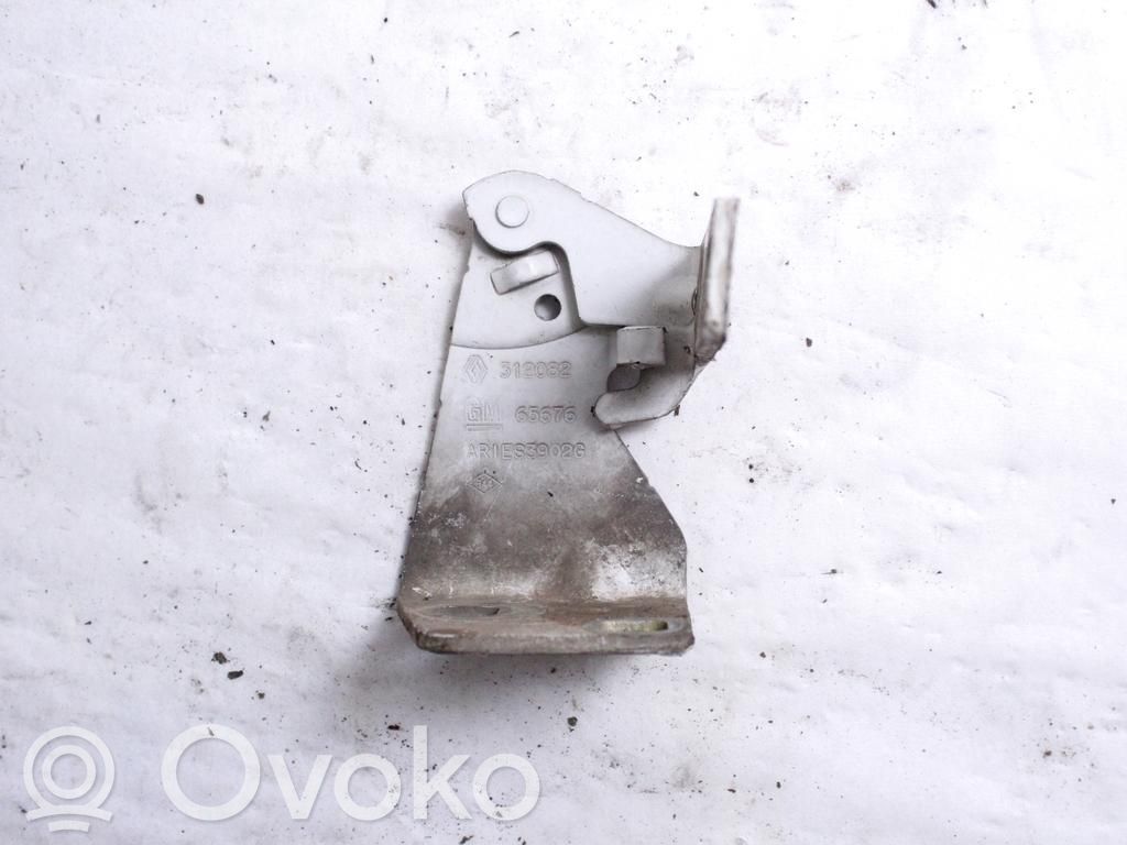 Opel Vivaro Konepellin saranat 