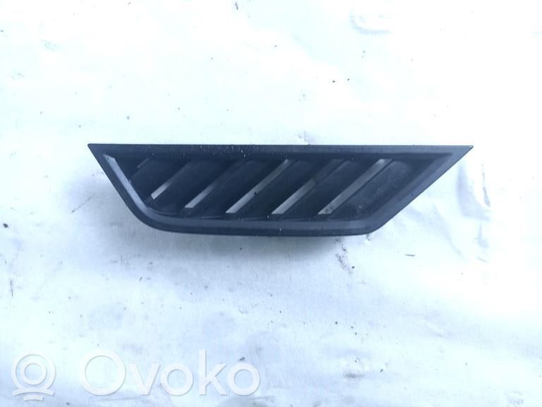 Volkswagen Tiguan Boczna kratka nawiewu deski rozdzielczej 