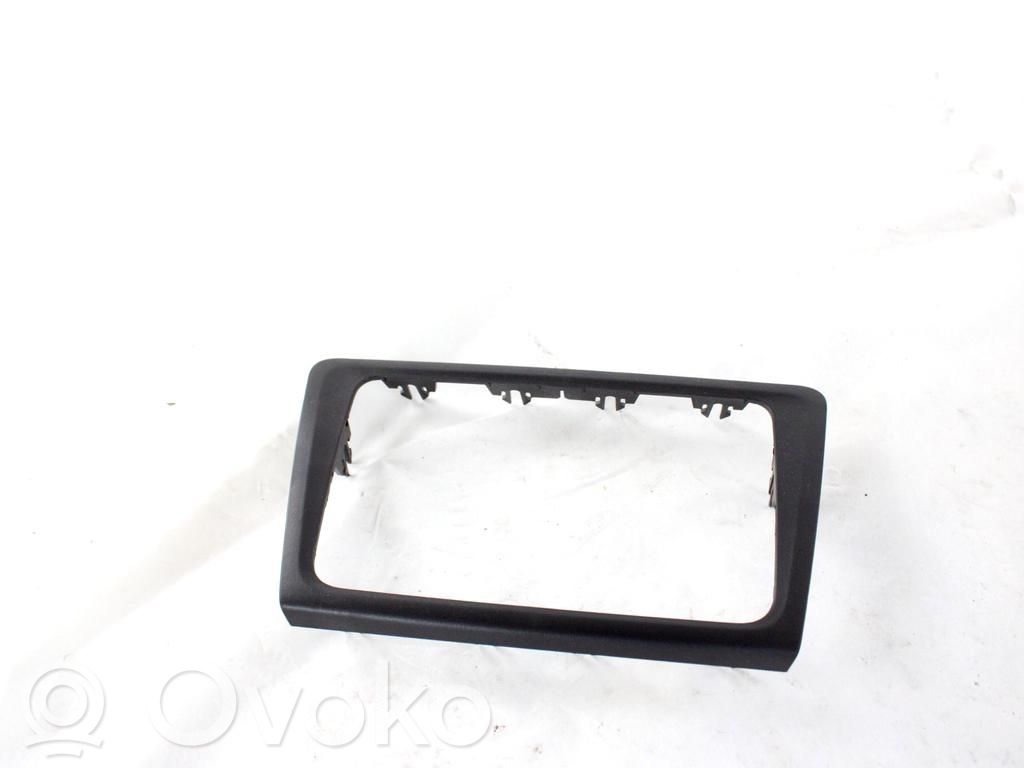 Moldura del panel   5JA858415