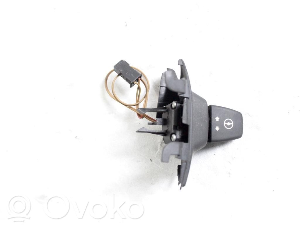 BMW X5 E70 Steering wheel buttons/switches 