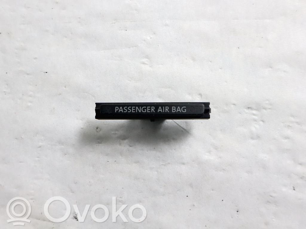 Volkswagen PASSAT B7 Écran / affichage / petit écran