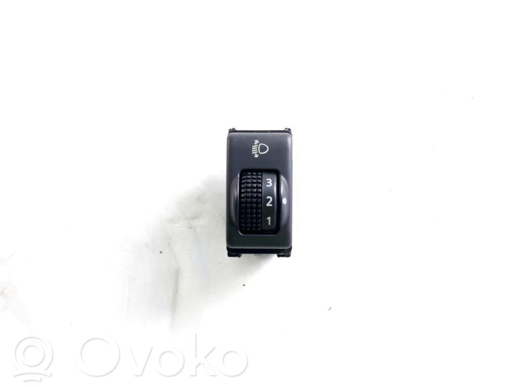 Nissan Juke I F15 Comutator control nivel faruri 