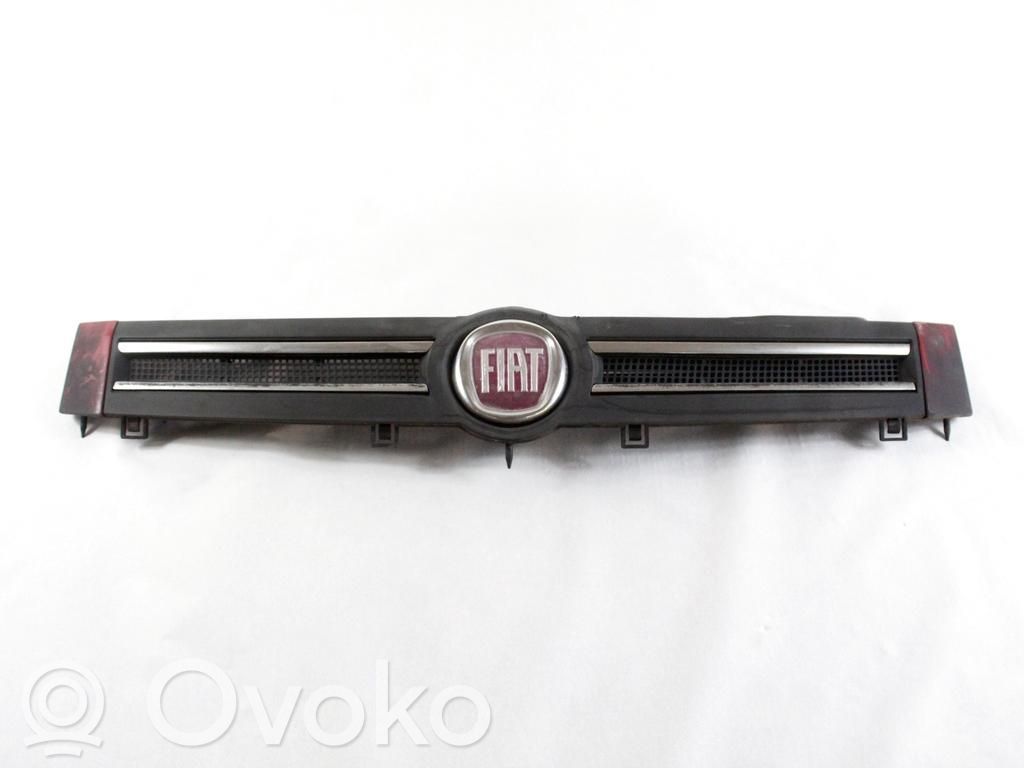Fiat Panda II Grilă radiator față 