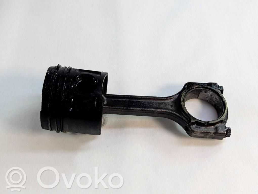 Opel Astra J Pistón con biela 