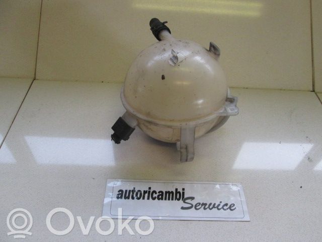 Volkswagen PASSAT B6 Serbatoio di compensazione del liquido refrigerante/vaschetta