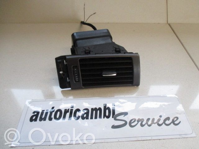 Audi A6 S6 C5 4B Grilă ventilație/ramă laterală bord 