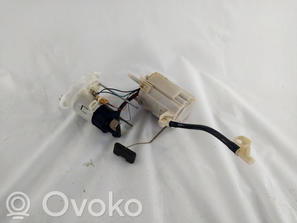 Audi A4 S4 B8 8K Senzor nivel combustibil 