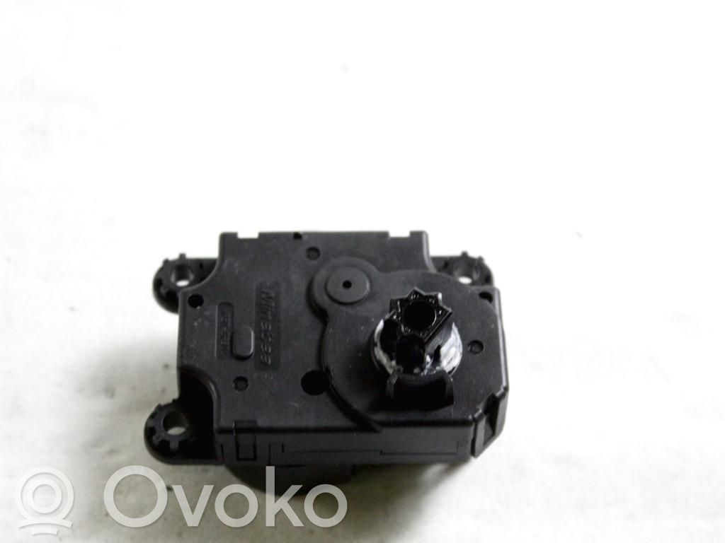 Opel Corsa F Stellmotor Heizung Klima 