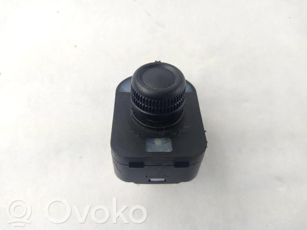 Interruptor del espejo lateral   8K0959565A