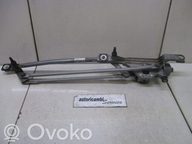 Pyyhkimen moottori   4M5117504