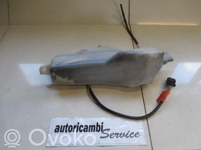 Rezervor lichid spălare parbriz   7700843902C
