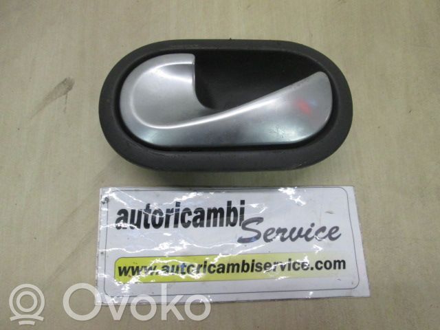 Manecilla interna puerta delantera   8200028487
