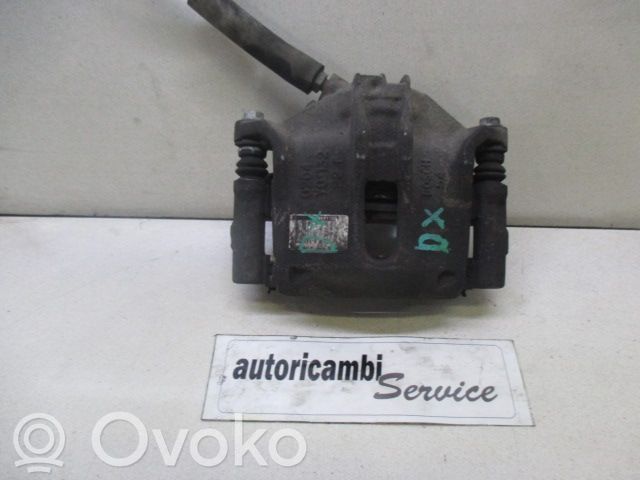 Caliper de freno delantero   4400R7