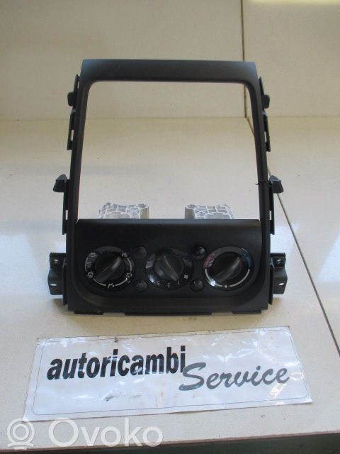 Suzuki SX4 Panel klimatyzacji 