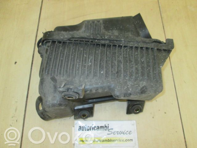 Hyundai Getz Boîtier de filtre à air 