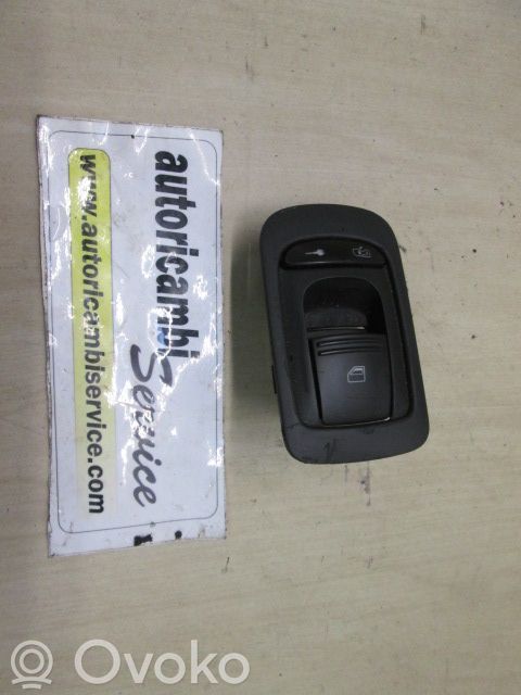 Comutator comandă geamuri electrice   7L5959858