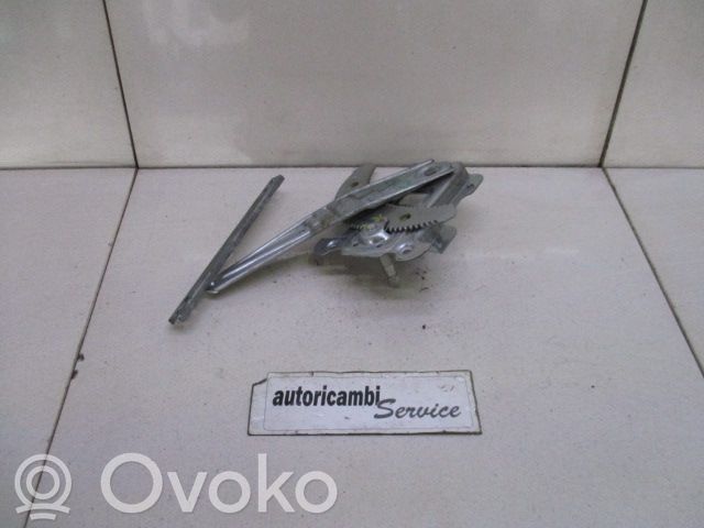 Nissan Micra Macara geam spate manuală