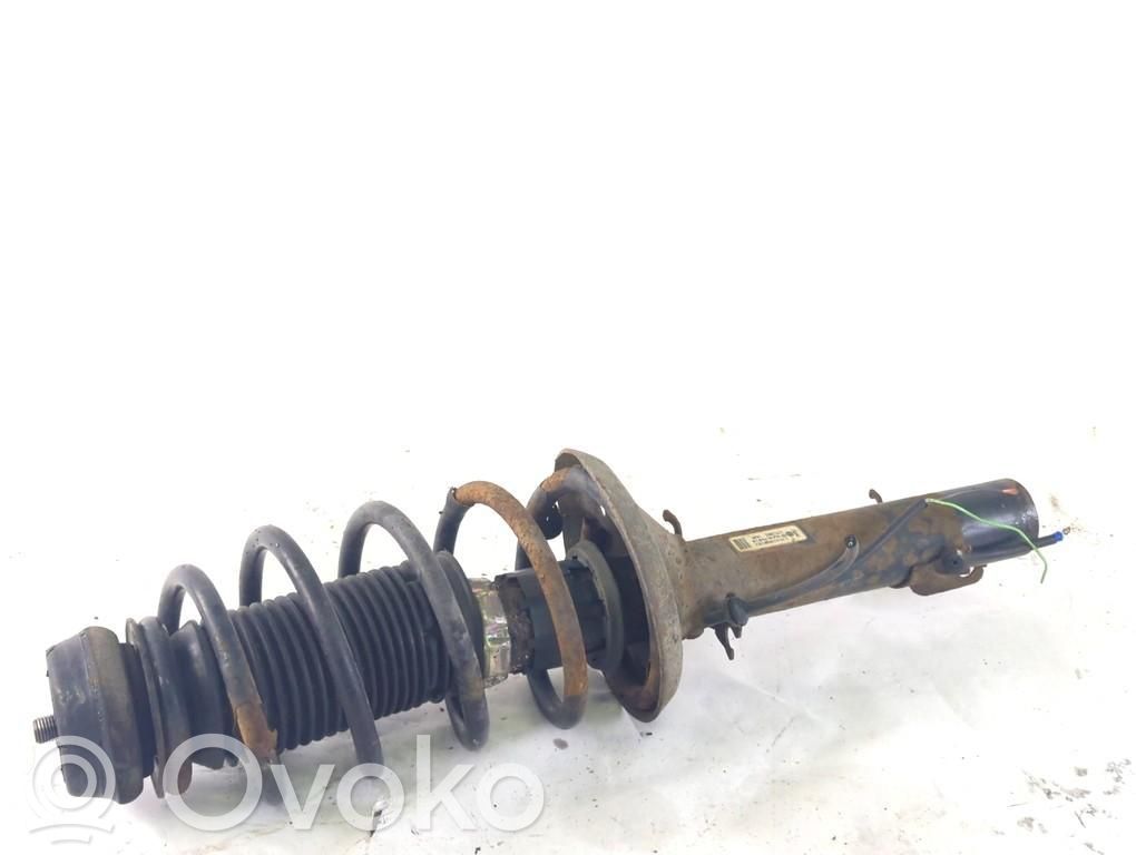 Volkswagen Golf IV Ansamblu amortizor cu arc față